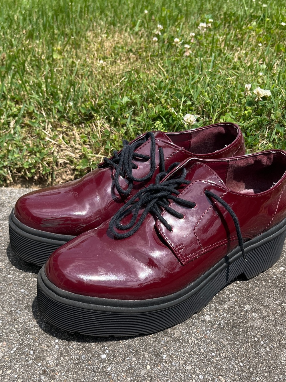 Forever 21 Oxblood Burgundy Patent Platform Lace-Up Shoes. Y2K. Rare!